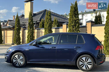 Хэтчбек Volkswagen e-Golf 2015 в 