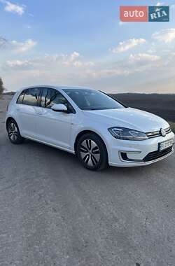 Хетчбек Volkswagen e-Golf 2017 в Полтаві