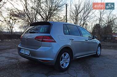 Хэтчбек Volkswagen e-Golf 2016 в 