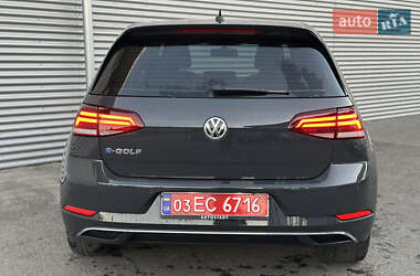 Хетчбек Volkswagen e-Golf 2020 в 