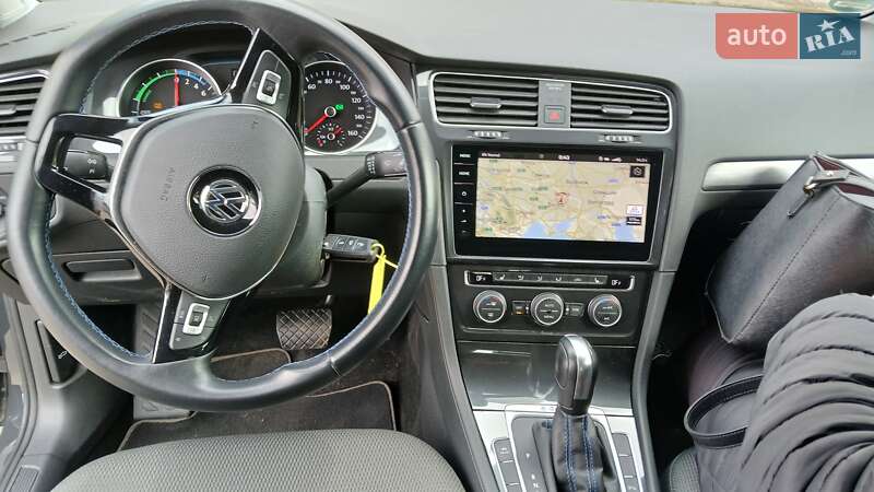 Хетчбек Volkswagen e-Golf 2020 в Харкові