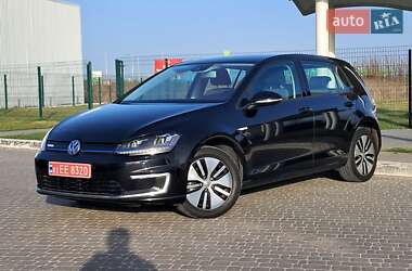 Хэтчбек Volkswagen e-Golf 2016 в 