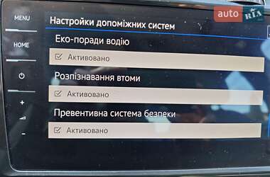 Хэтчбек Volkswagen e-Golf 2018 в 