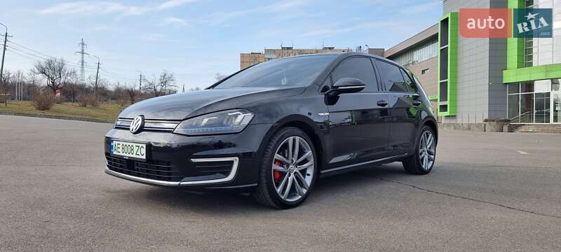 Хетчбек Volkswagen e-Golf 2015 в Кривому Розі