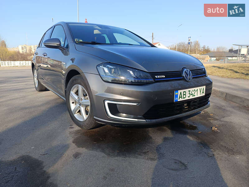 Хэтчбек Volkswagen e-Golf 2015 в Виннице фото 6 Хэтчбек Volkswagen e-Golf 2015 в Виннице