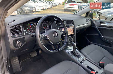 Хетчбек Volkswagen e-Golf 2020 в 