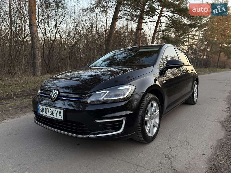 Хэтчбек Volkswagen e-Golf 2020 в Кропивницком