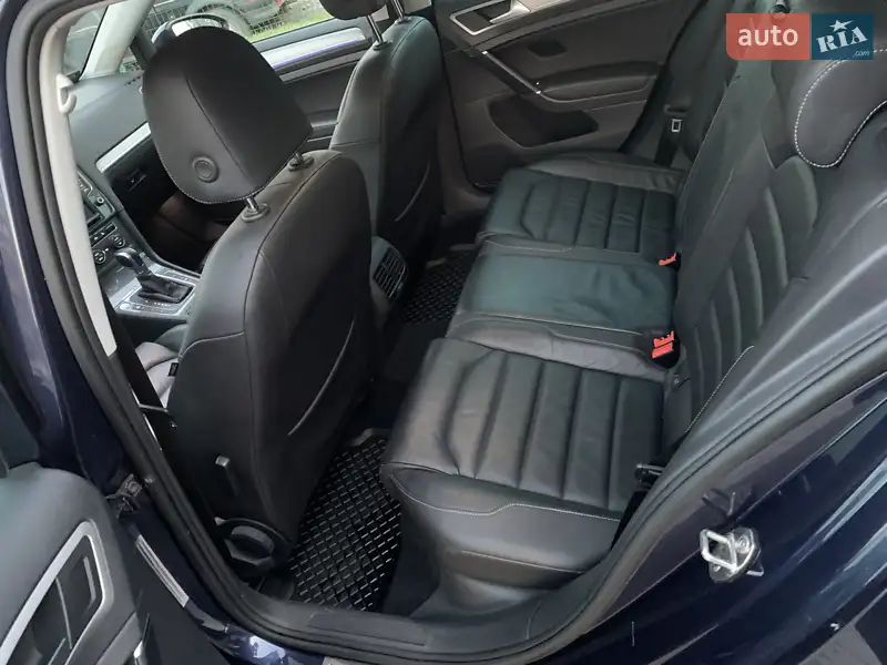 Volkswagen e-Golf 2016