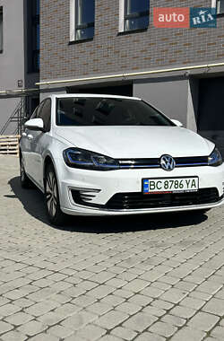 Хетчбек Volkswagen e-Golf 2020 в 