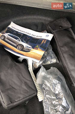 Хэтчбек Volkswagen e-Golf 2014 в 