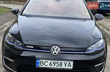 Хэтчбек Volkswagen e-Golf 2020 в 
