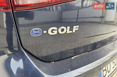 Хэтчбек Volkswagen e-Golf 2016 в 