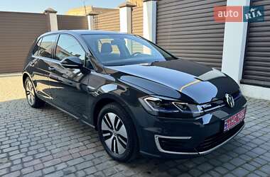 Хэтчбек Volkswagen e-Golf 2020 в 