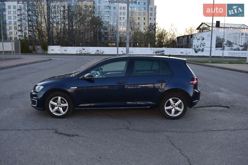 Хетчбек Volkswagen e-Golf 2015 в Львові