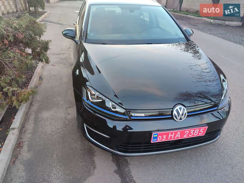 Хэтчбек Volkswagen e-Golf 2014 в Кривом Роге