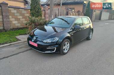 Хэтчбек Volkswagen e-Golf 2014 в 