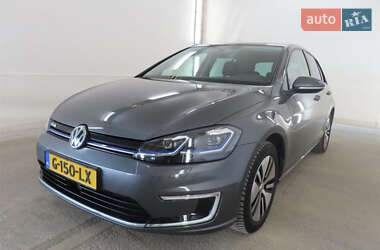 Хэтчбек Volkswagen e-Golf 2019 в 