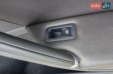 Хетчбек Volkswagen e-Golf 2015 в 