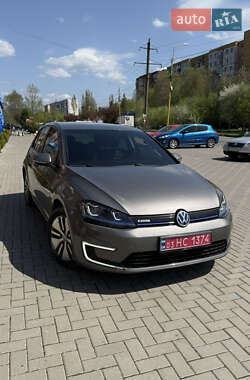 Хетчбек Volkswagen e-Golf 2014 в 