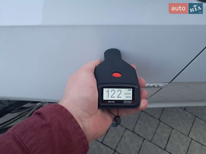 Хетчбек Volkswagen e-Golf 2018 в Львові фото 41 Хетчбек Volkswagen e-Golf 2018 в Львові