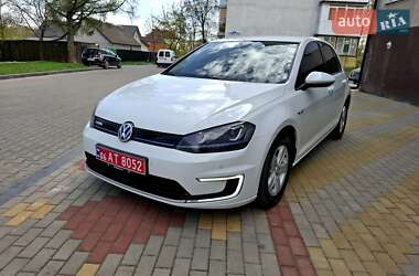 Хэтчбек Volkswagen e-Golf 2015 в 