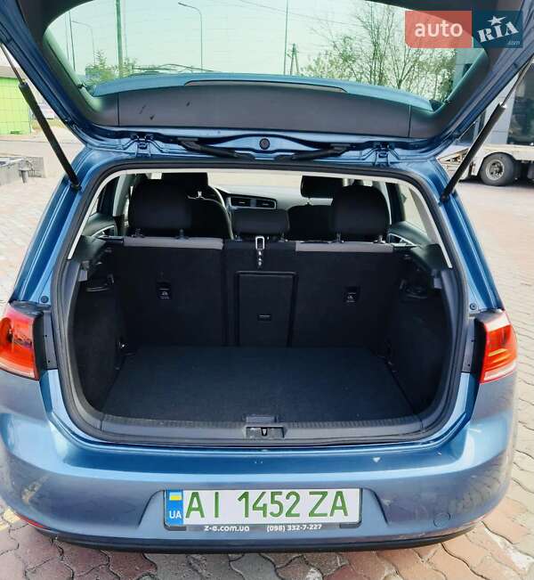 Хетчбек Volkswagen e-Golf 2016 в Києві