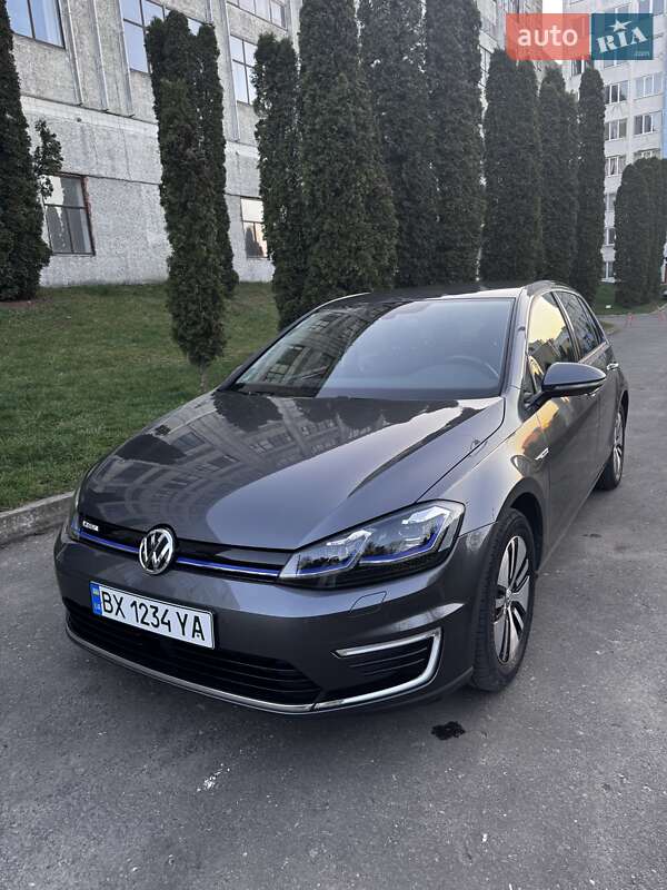 Хэтчбек Volkswagen e-Golf 2019 в Хмельницком