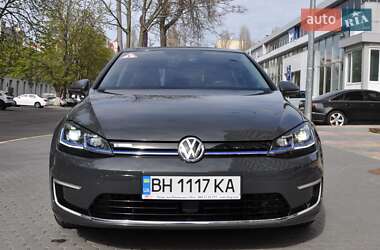 Хэтчбек Volkswagen e-Golf 2018 в 