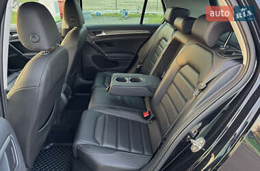Хетчбек Volkswagen e-Golf 2017 в 