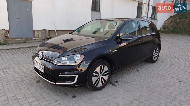 Volkswagen e-Golf 2016