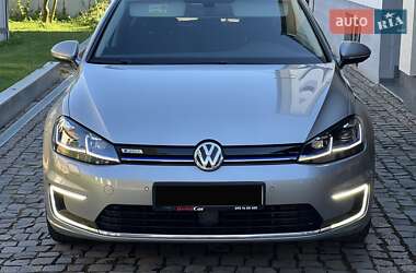 Хэтчбек Volkswagen e-Golf 2017 в 