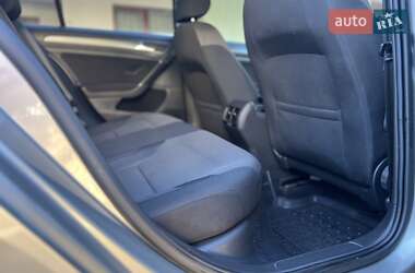 Хэтчбек Volkswagen e-Golf 2017 в 