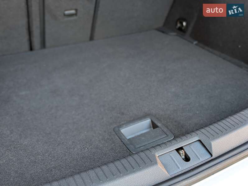 Хэтчбек Volkswagen e-Golf 2020 в Луцке