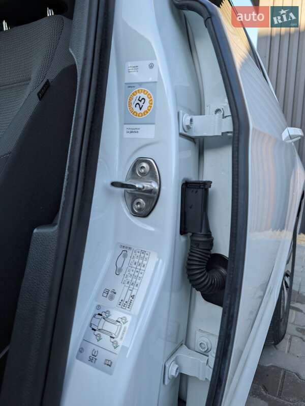 Хэтчбек Volkswagen e-Golf 2020 в Луцке