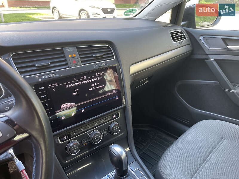 Хэтчбек Volkswagen e-Golf 2020 в Хмельницком