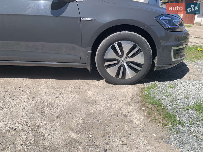 Хэтчбек Volkswagen e-Golf 2020 в Хмельницком