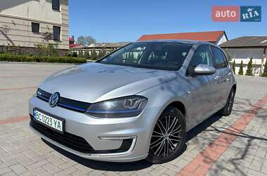 Хэтчбек Volkswagen e-Golf 2014 в 