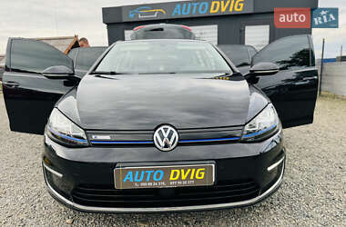 Хэтчбек Volkswagen e-Golf 2016 в 