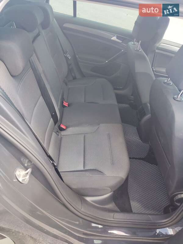 Хетчбек Volkswagen e-Golf 2020 в Львові