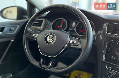 Хетчбек Volkswagen e-Golf 2020 в 