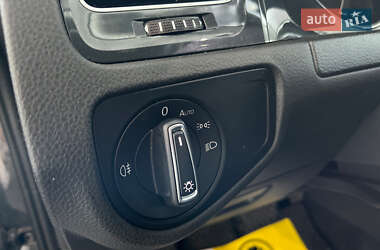 Хетчбек Volkswagen e-Golf 2020 в 