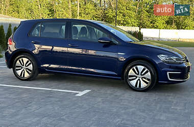Хетчбек Volkswagen e-Golf 2020 в 