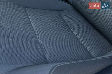 Хетчбек Volkswagen e-Golf 2020 в 