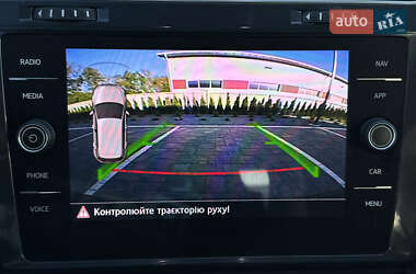 Хетчбек Volkswagen e-Golf 2020 в 