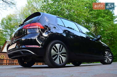Хетчбек Volkswagen e-Golf 2020 в 