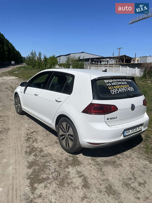 Хэтчбек Volkswagen e-Golf 2016 в Киеве