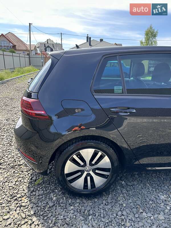 Хетчбек Volkswagen e-Golf 2018 в Луцьку
