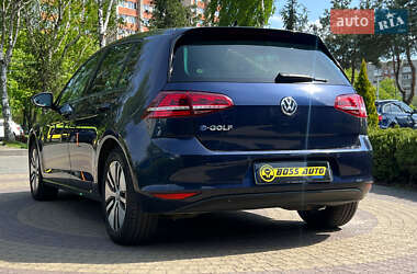 Хетчбек Volkswagen e-Golf 2015 в 
