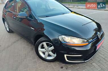 Хэтчбек Volkswagen e-Golf 2015 в 