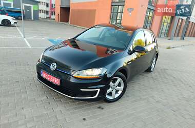 Хэтчбек Volkswagen e-Golf 2015 в 
